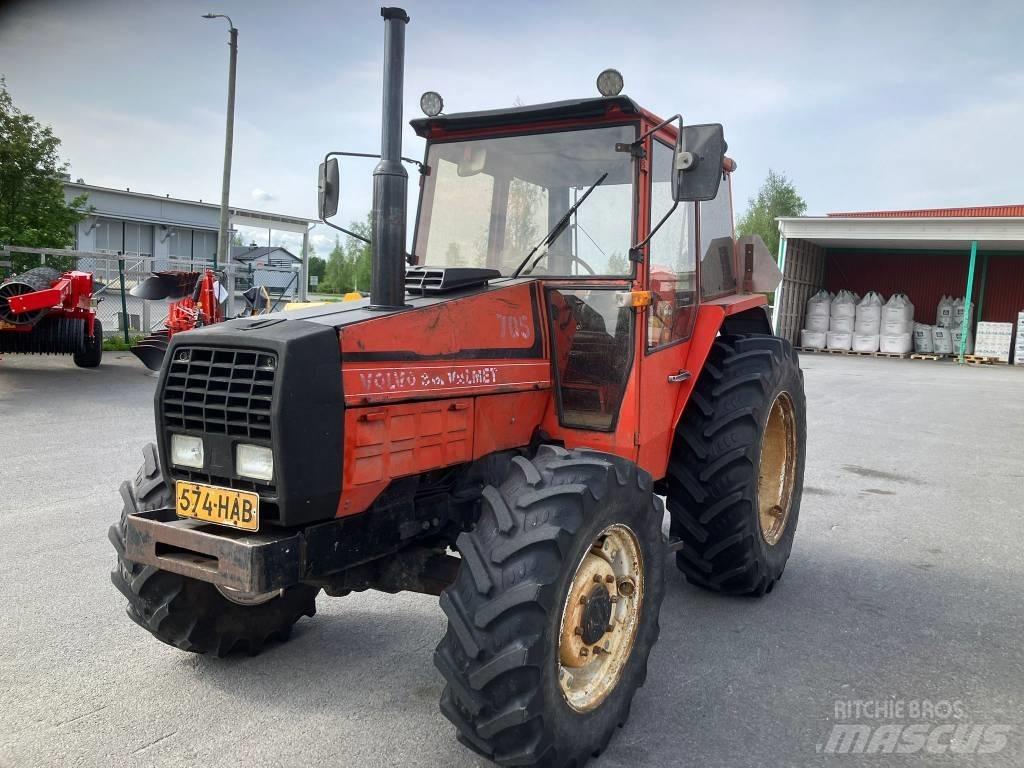 Valmet 705-4 Traktorit