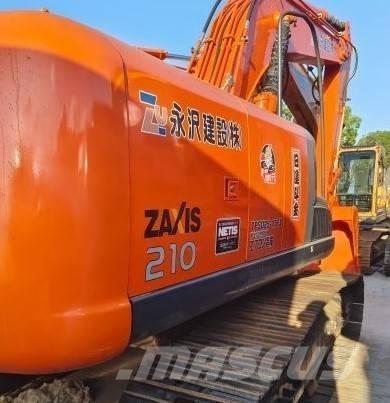 Hitachi ZX 210 Telakaivukoneet