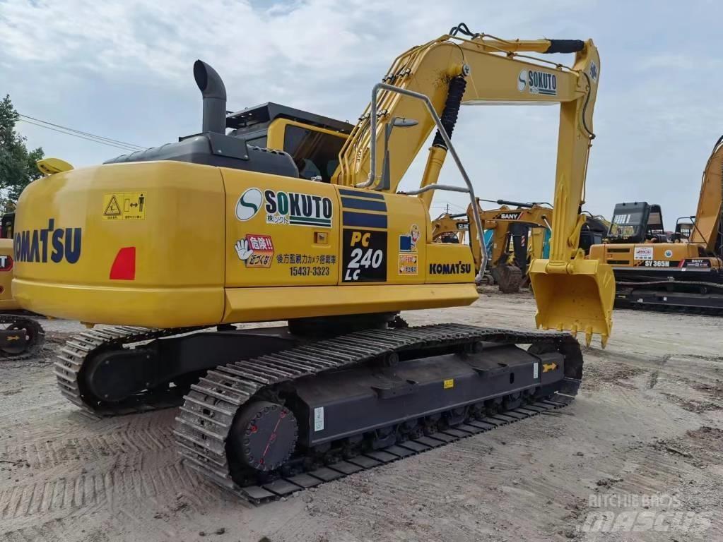 Komatsu PC 240 LC Telakaivukoneet