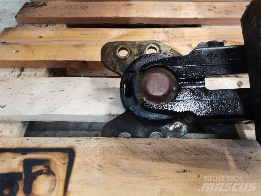 Steyr CVT fender Renkaat ja vanteet