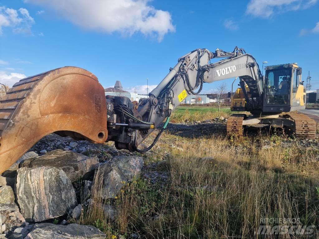 Volvo 220E Telakaivukoneet