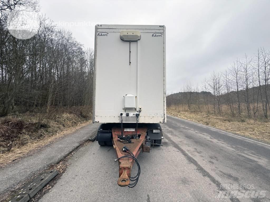 Ekeri L3 Umpikori puoliperävaunut