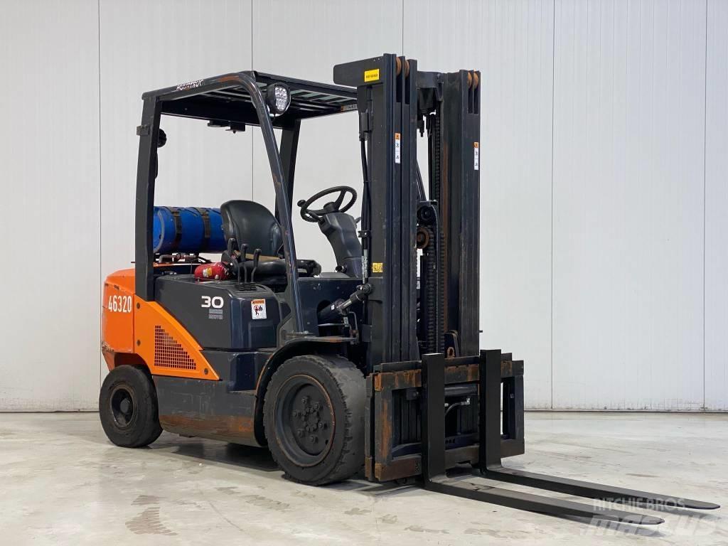 Doosan G30N-7 Nestekaasutrukit