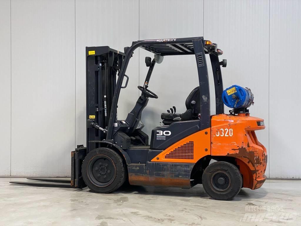 Doosan G30N-7 Nestekaasutrukit