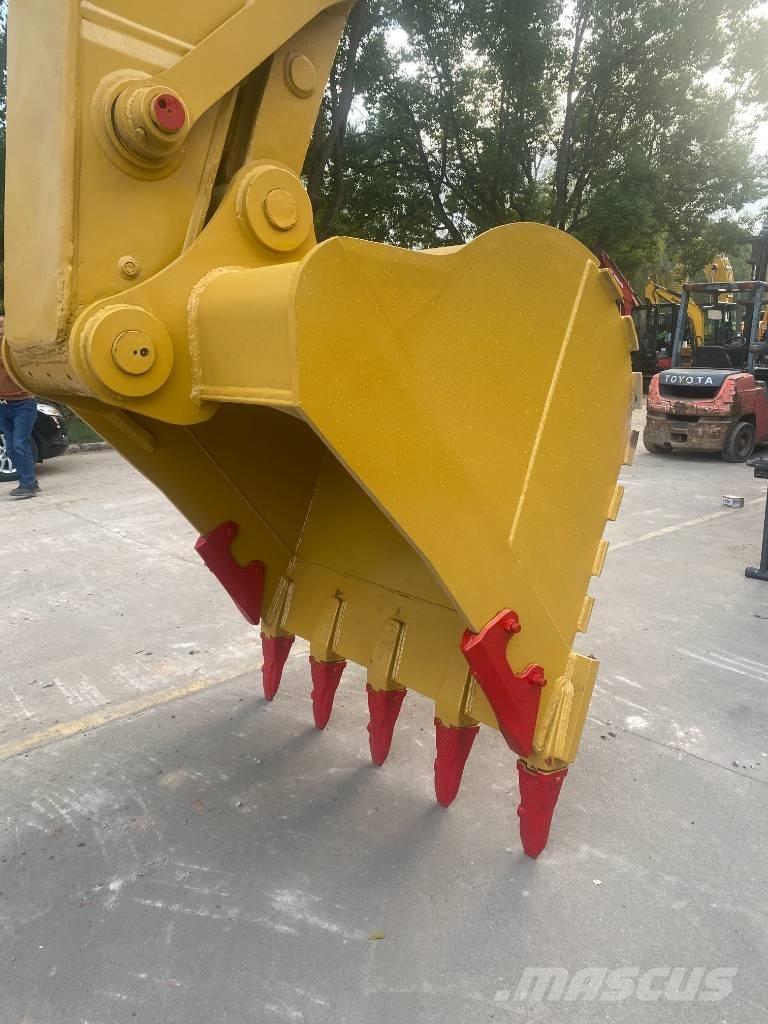 CAT 330 B Telakaivukoneet