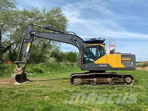 Volvo EC 220 EL Telakaivukoneet