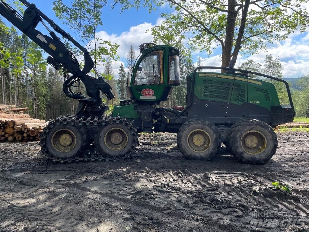 John Deere 1270G 8WD Harvesterit