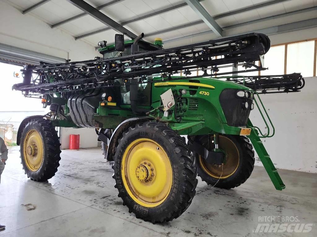 John Deere 4730 Itsekulkevat ruiskut