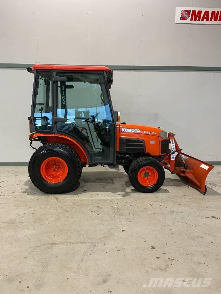 Kubota B2530 Taajamatraktorit