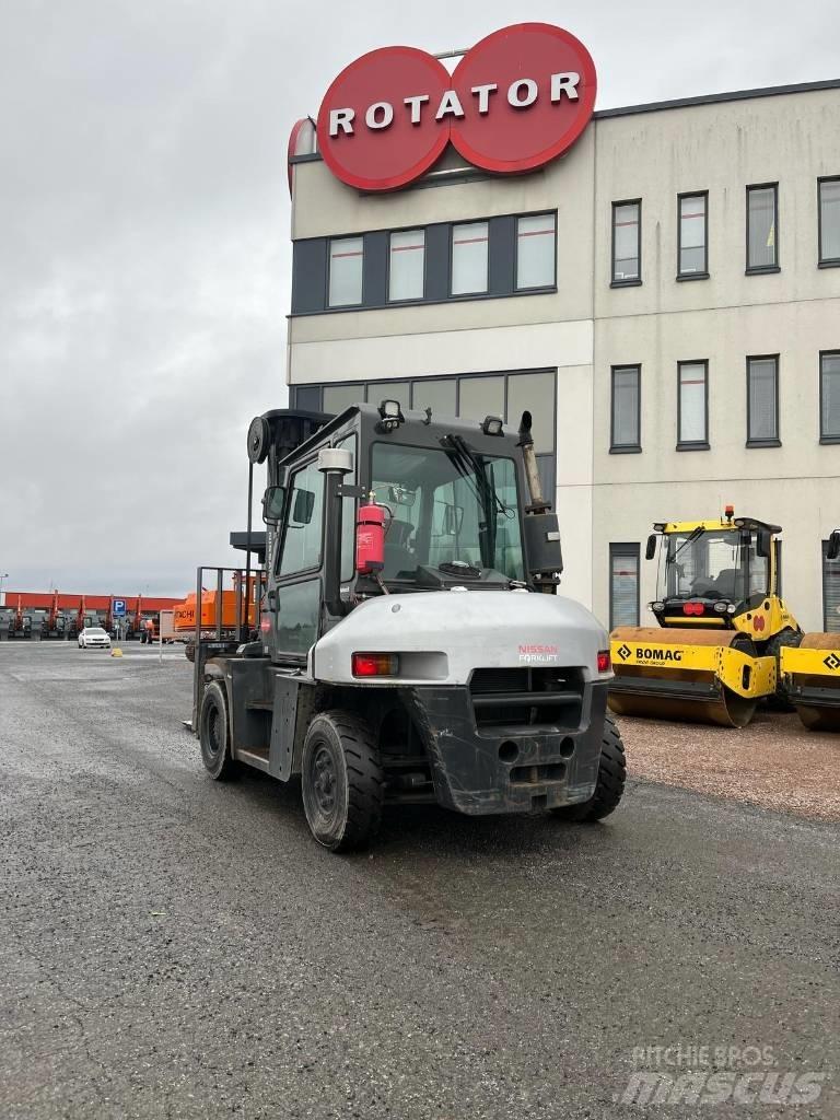 Nissan L1 F6 F70 Y Dieseltrukit