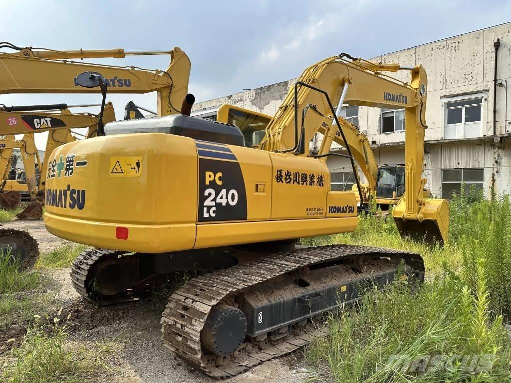Komatsu PC240-8 Telakaivukoneet
