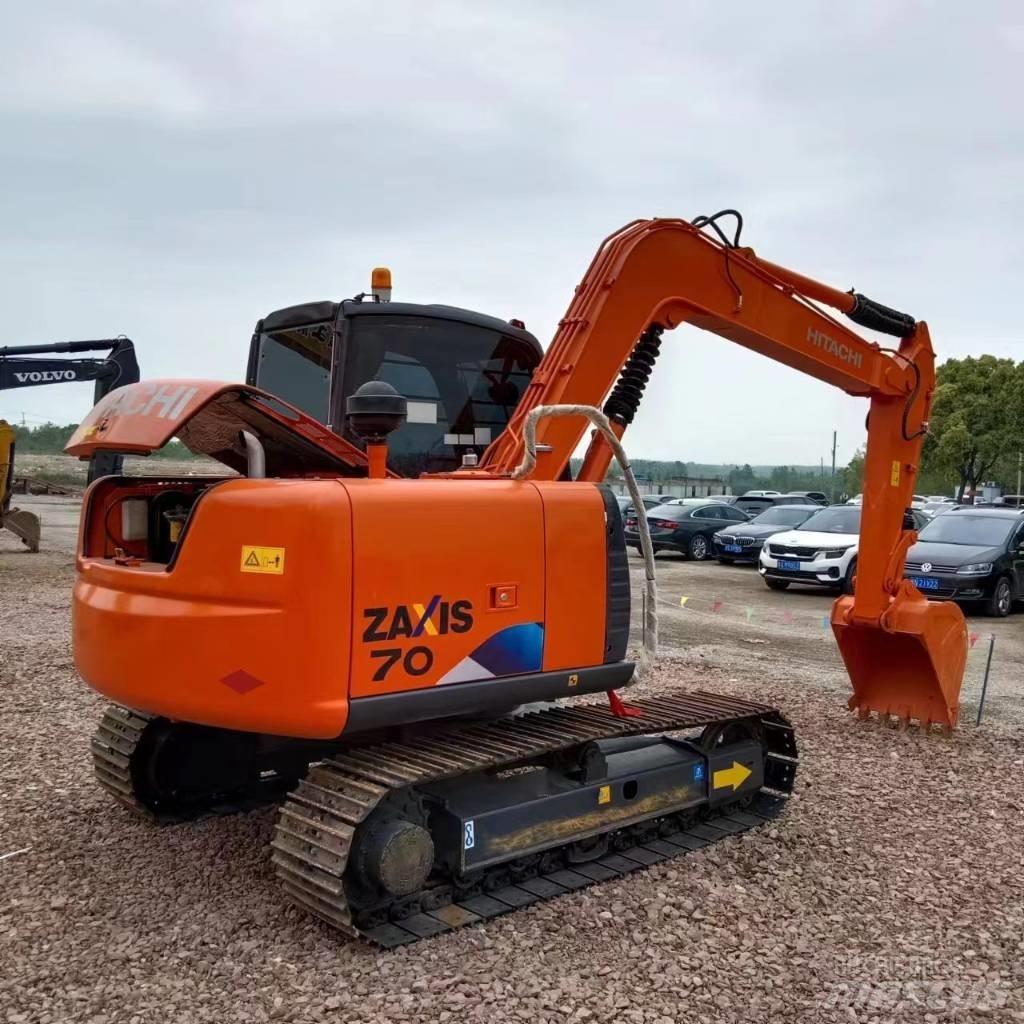 Hitachi ZX 70 Minikaivukoneet < 7t