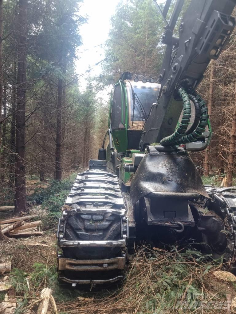 John Deere 1170 G Harvesterit