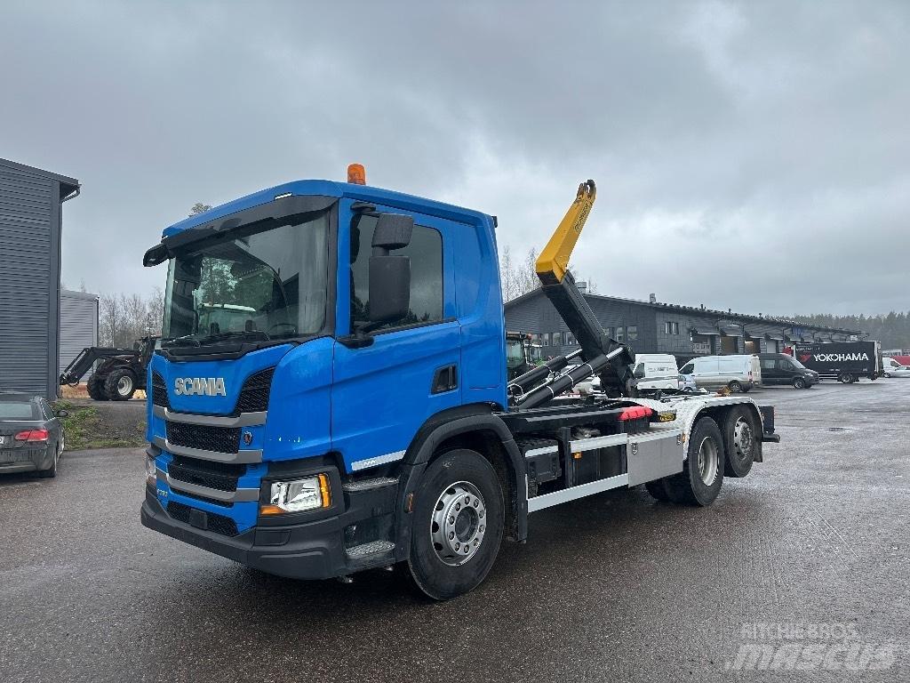 Scania P 360 Koukkulava kuorma-autot