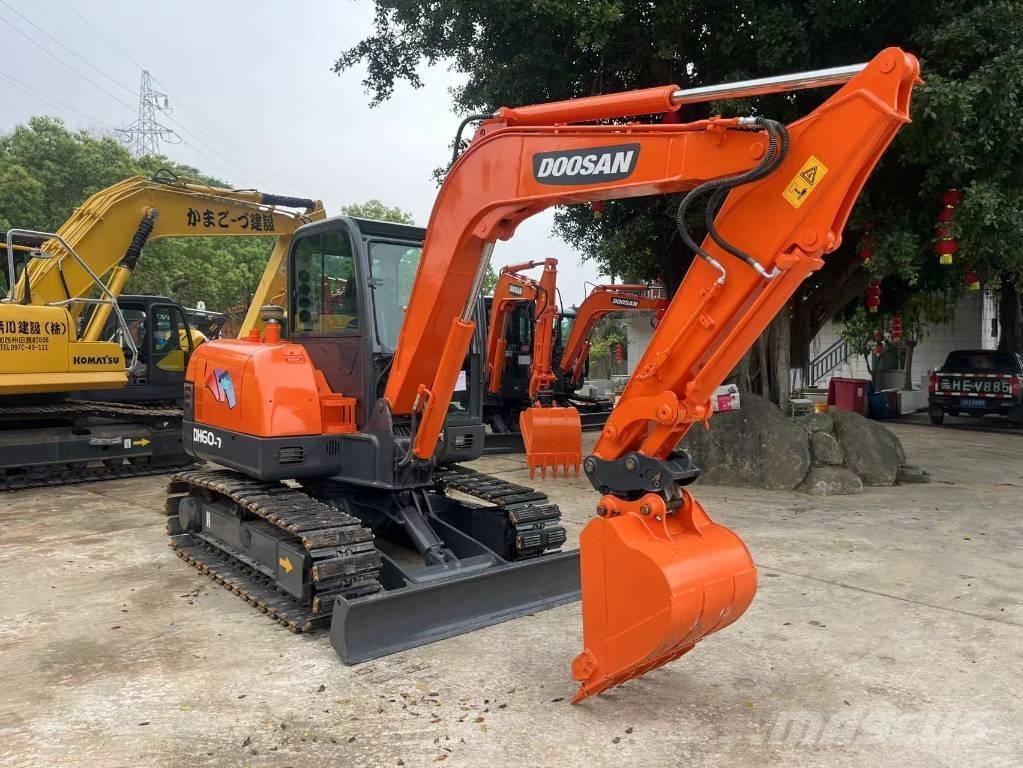 Doosan DH 60-7 Minikaivukoneet < 7t