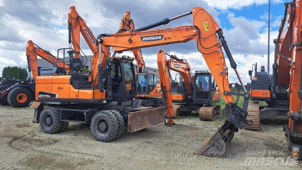Doosan DX 170 W Pyöräkaivukoneet