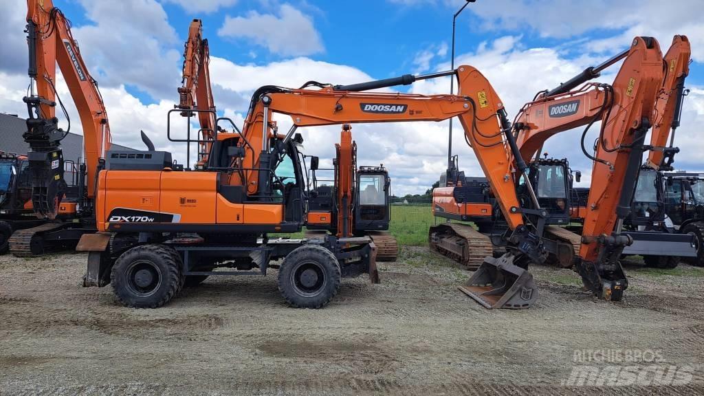 Doosan DX 170 W Pyöräkaivukoneet