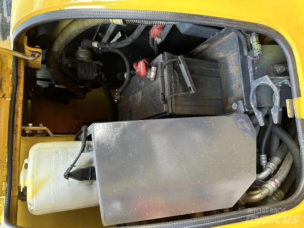 Komatsu PC56-7 Minikaivukoneet < 7t