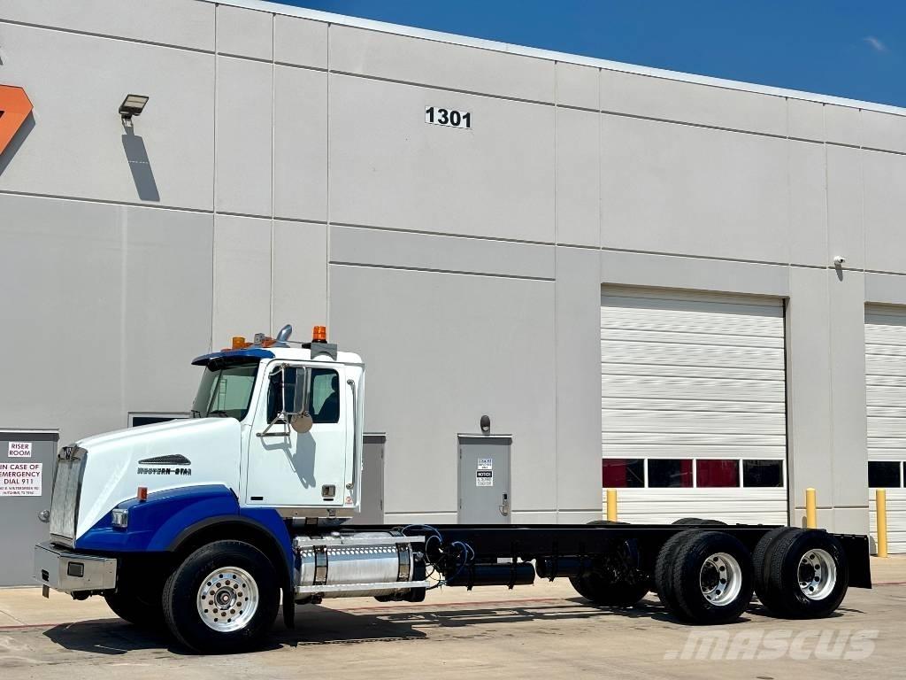 Western Star 4900 Vetopöytäautot