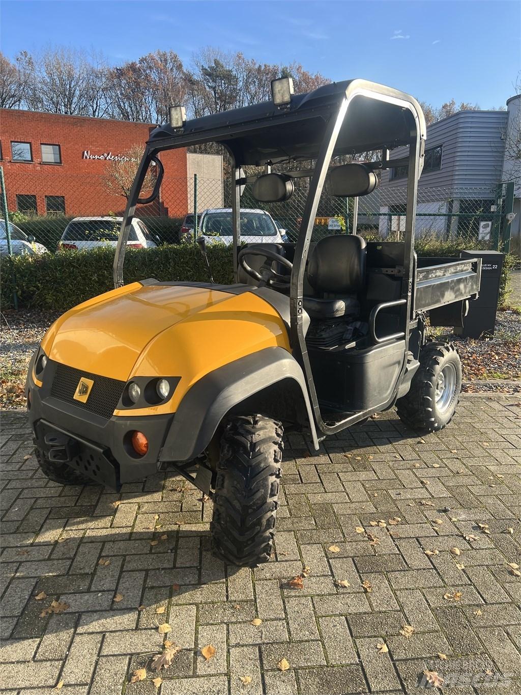JCB Workmax 800 D Mönkijät