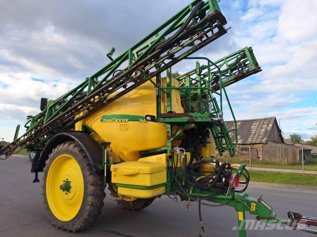 John Deere 840 Hinattavat ruiskut
