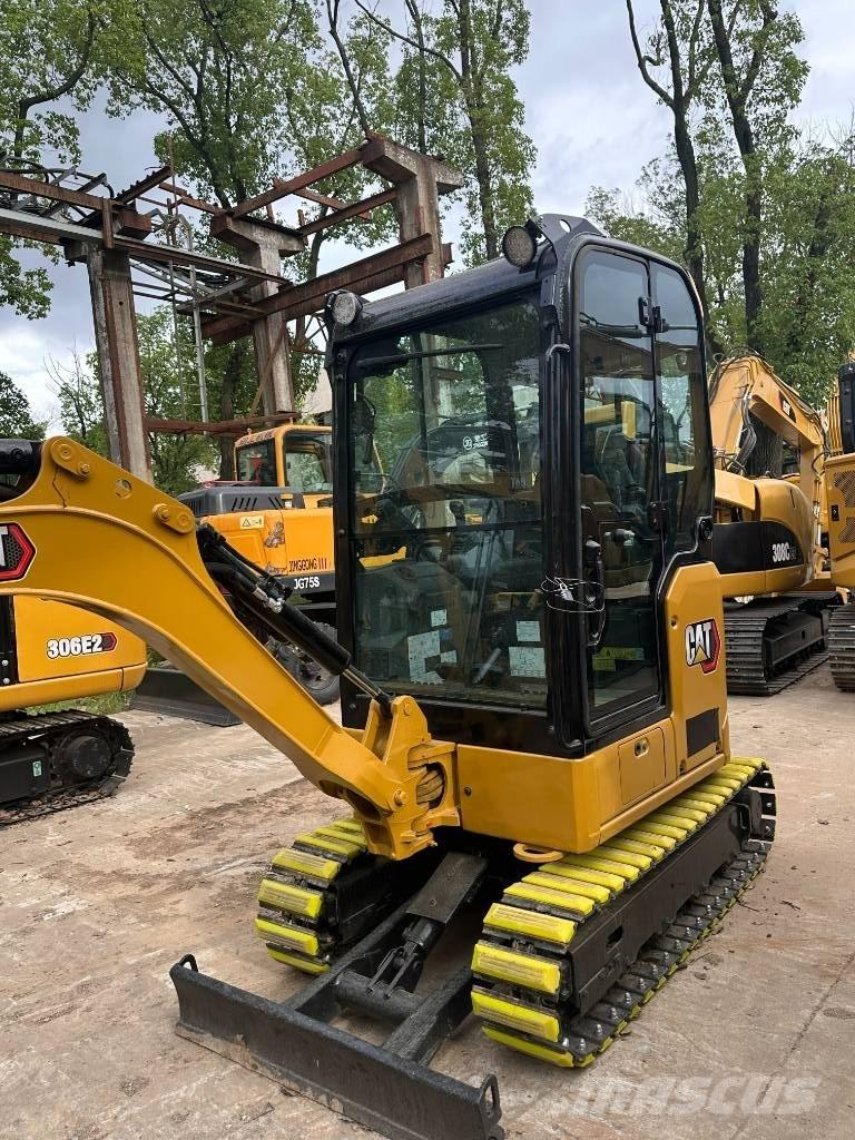 CAT CAT302 Minikaivukoneet < 7t