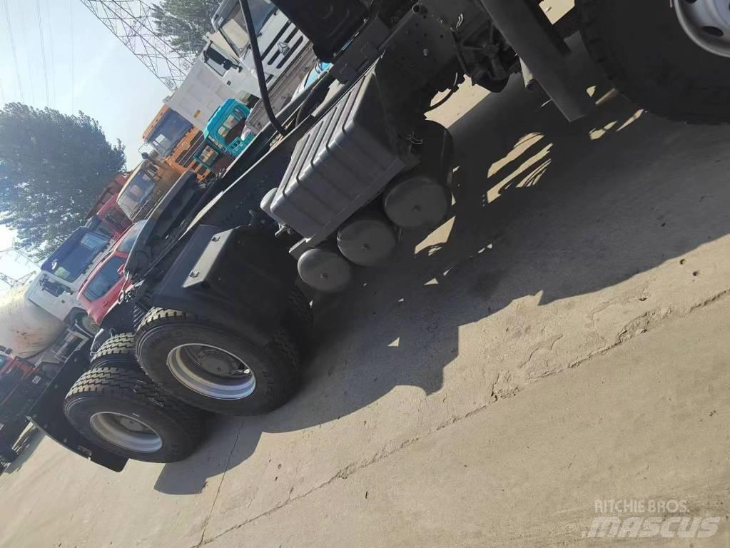 Howo 420 6x4 Vetopöytäautot
