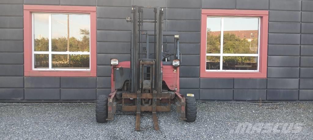 Moffett M5 25.3 NX Dieseltrukit