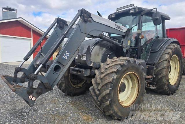Valtra N141 HiTech Traktorit