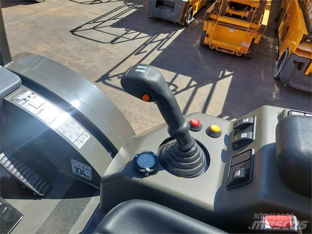 Ausa C201 Hx4 Maastotrukit