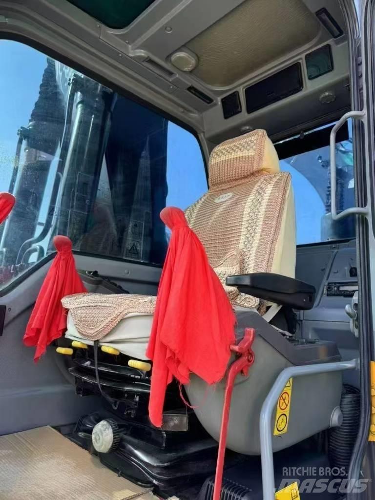 Volvo EC 240 Telakaivukoneet