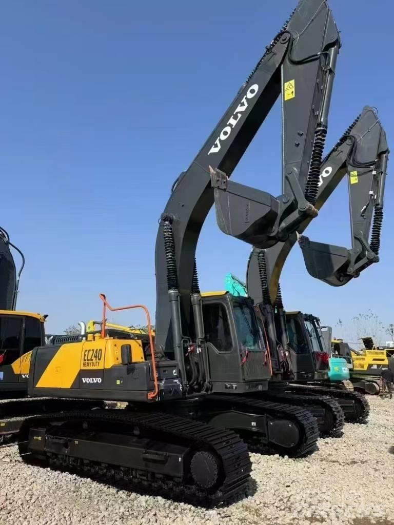 Volvo EC 240 Telakaivukoneet