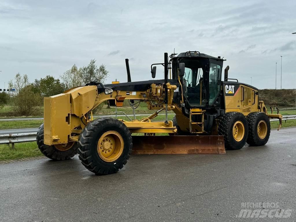 CAT 140M Tiehöylät