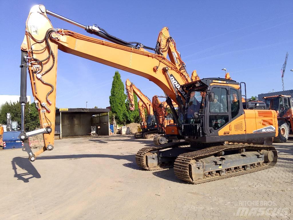 Doosan DX225LC-7 Telakaivukoneet