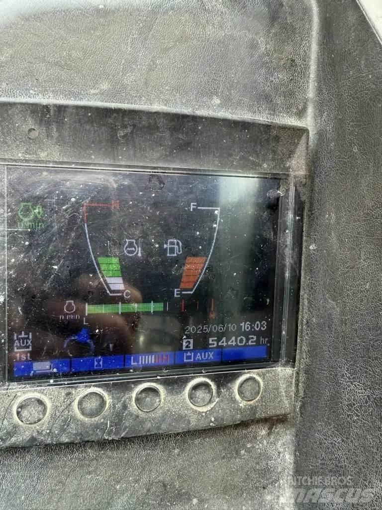 Takeuchi TB230 Minikaivukoneet < 7t