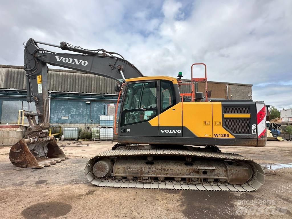 Volvo EC 220 E L Telakaivukoneet