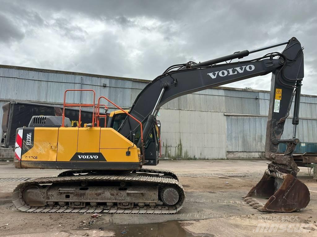 Volvo EC 220 E L Telakaivukoneet