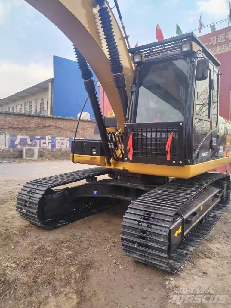 CAT 320 D Telakaivukoneet