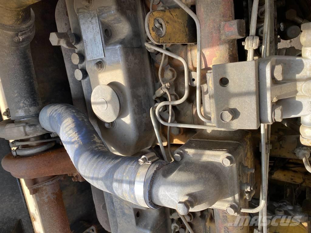 CAT 320 B Telakaivukoneet