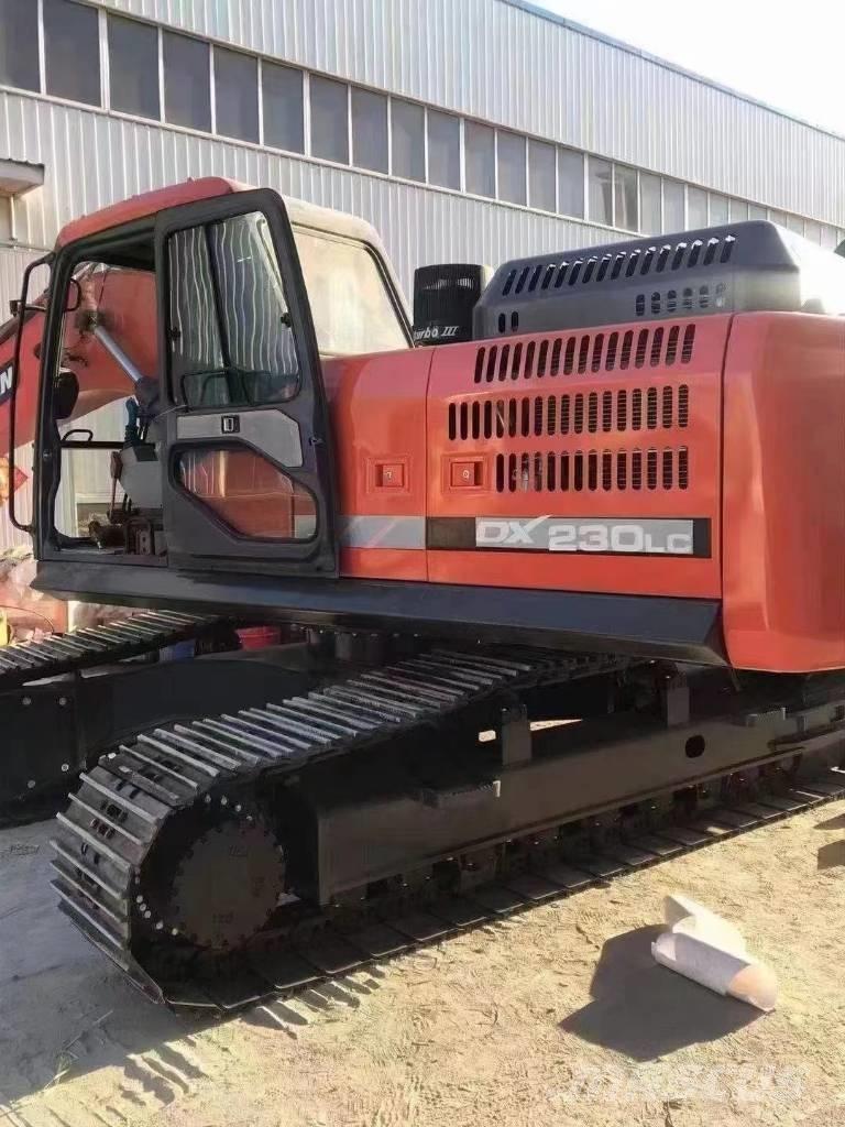 Doosan DX 230 LC-9C Telakaivukoneet