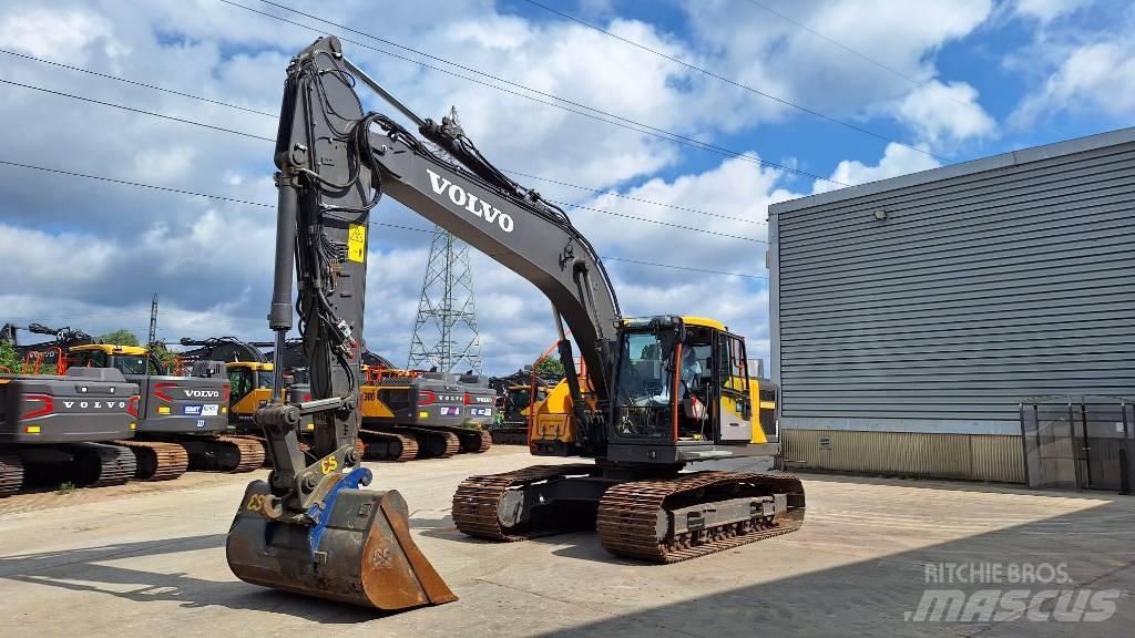 Volvo EC220E Telakaivukoneet