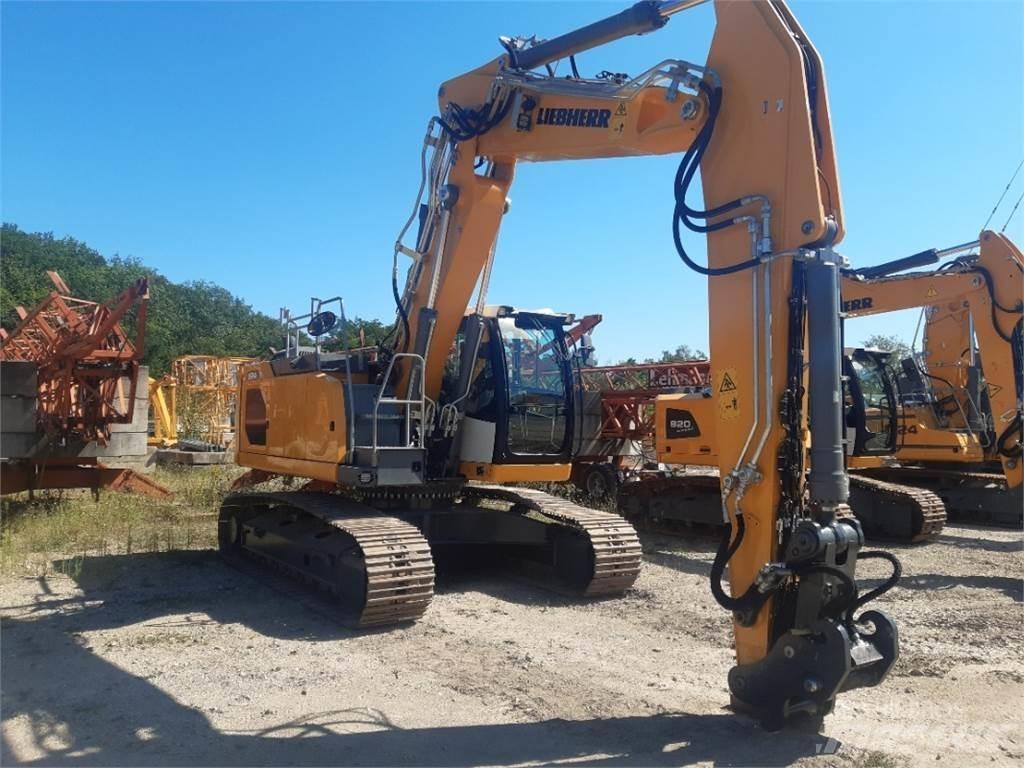 Liebherr R924 Telakaivukoneet