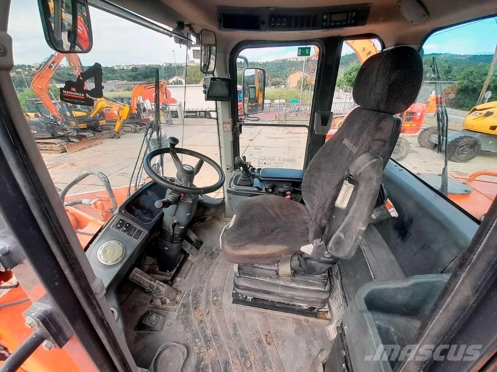 Doosan DL 250-3 Pyöräkuormaajat
