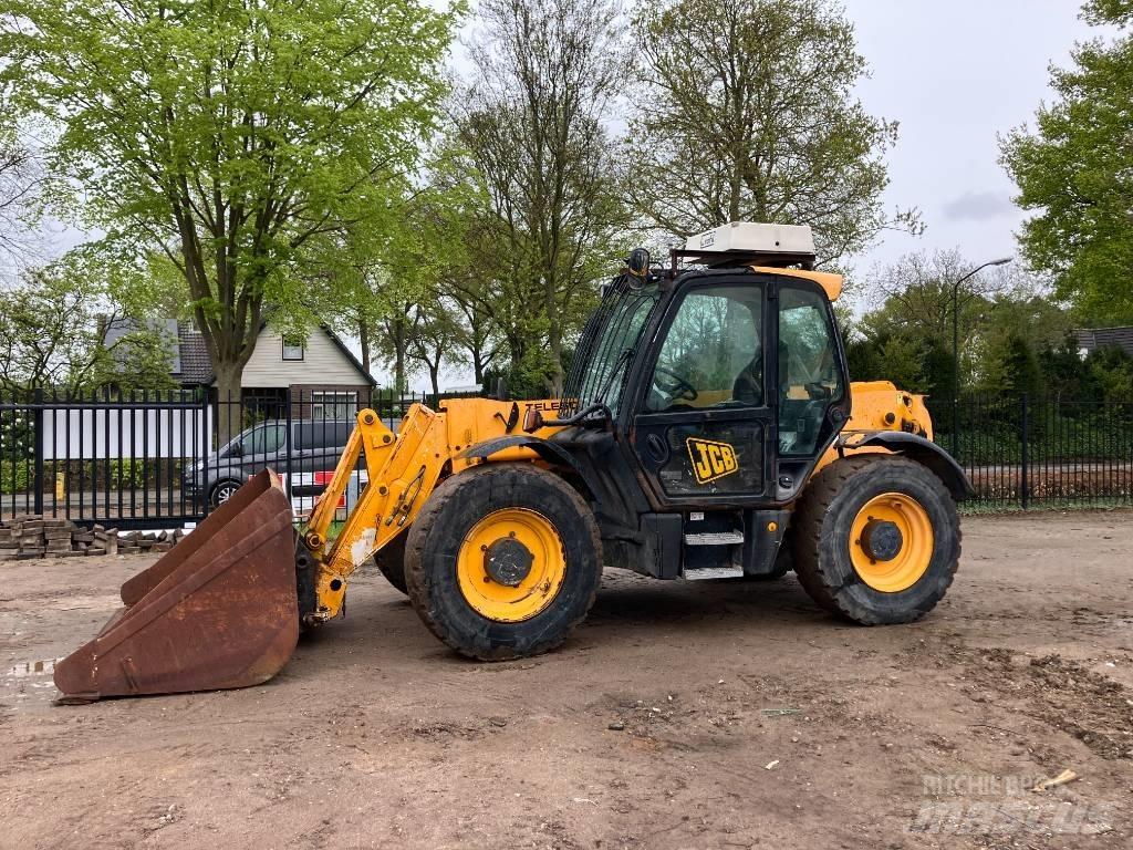 JCB 541-70 Kurottajat