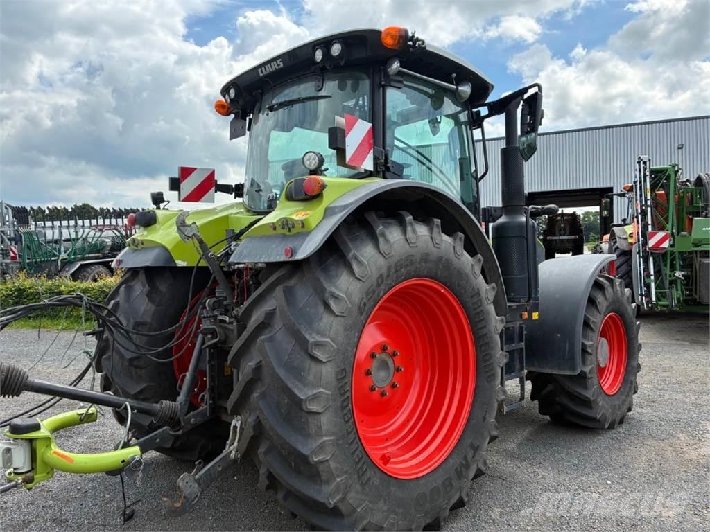 CLAAS ARION 650 Traktorit