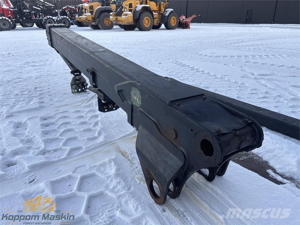 John Deere CH8 Harvesterinosturit