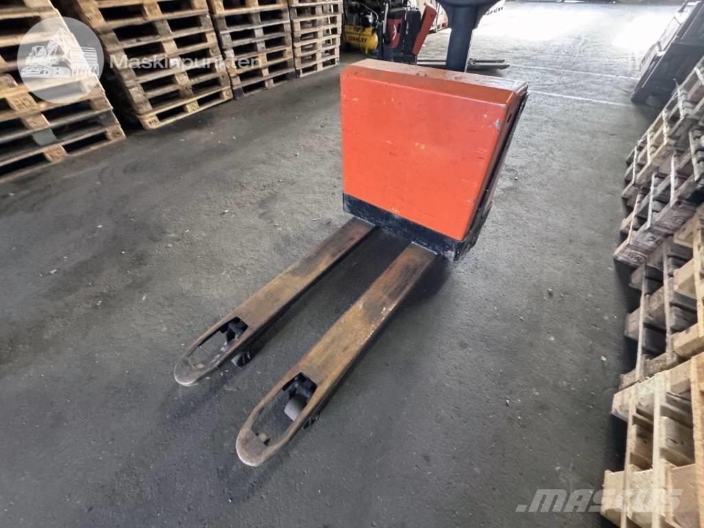 BT LWE 180 Lavansiirtotrukit