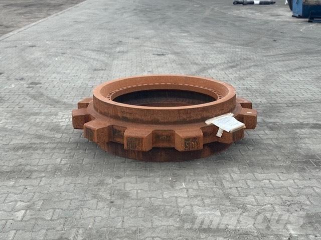 CAT 6040 SPROCKET Ketjut, telat ja alustat