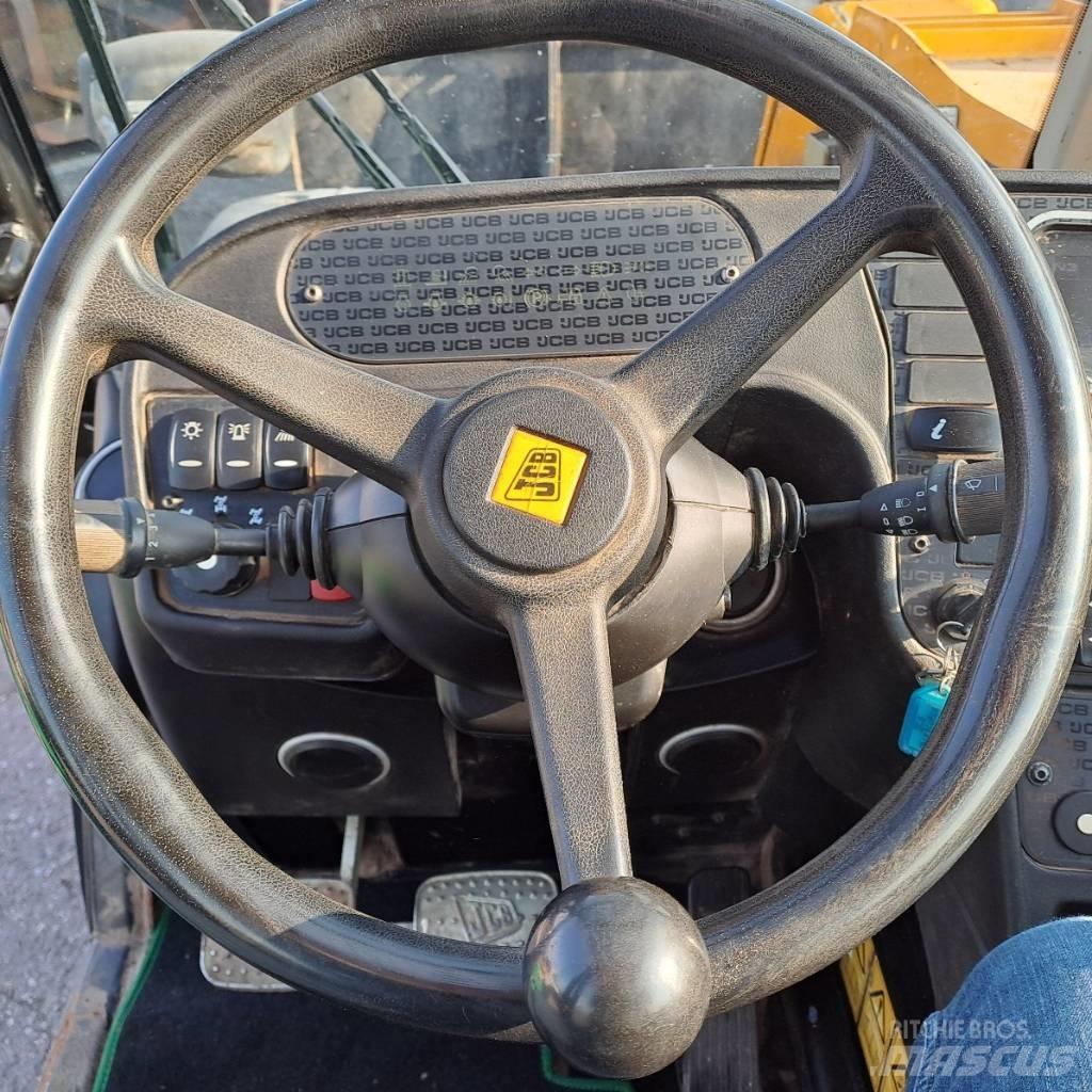 JCB 531-70 Maatalouskurottajat