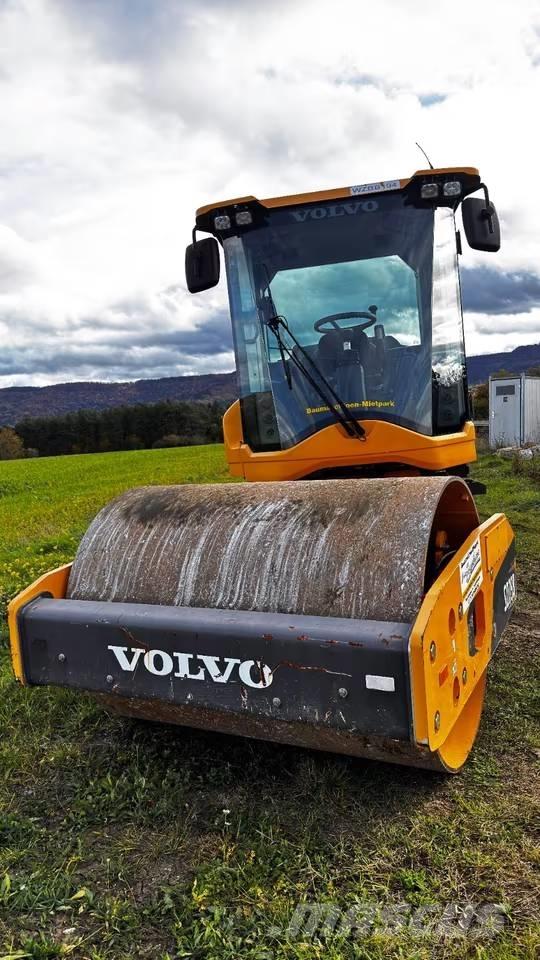 Volvo SD75B Yksivalssijyrät